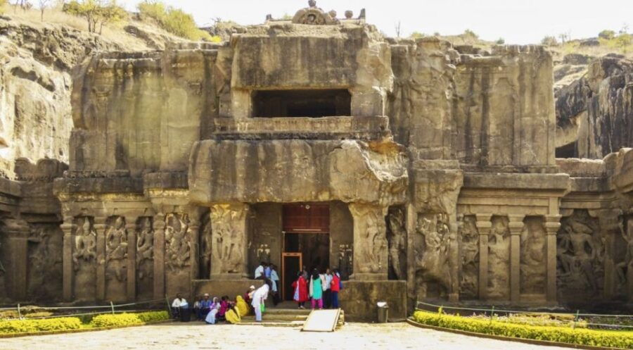 From Pune: Ajanta, Ellora Caves and Aurangabad Guided Tour