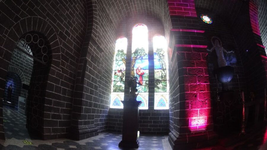 From Quito: Las Lajas Sanctuary Full-Day Tour & Hotel Pickup