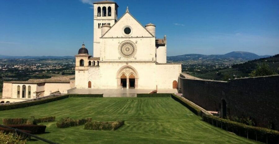 From Rome: Assisi and Cascia Full-Day Tour