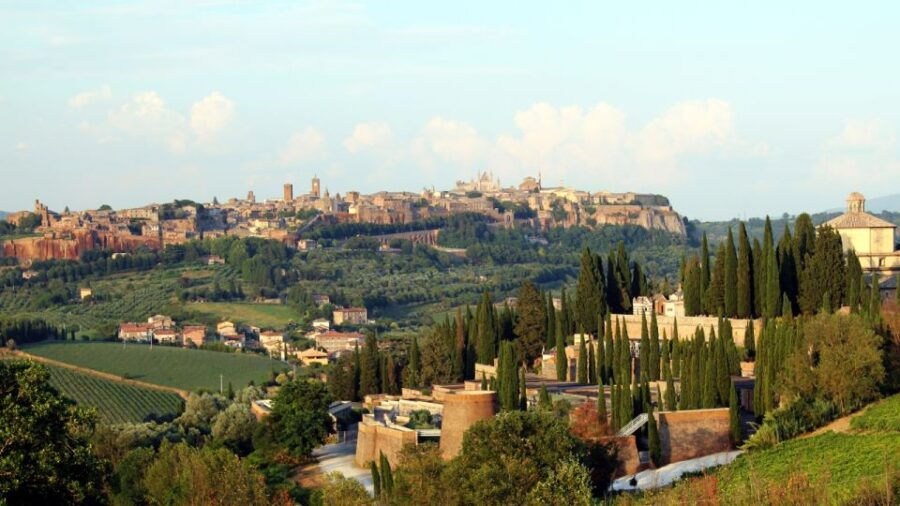 From Rome: Orvieto, Tour With Private Transfer - Tour Highlights and Itinerary