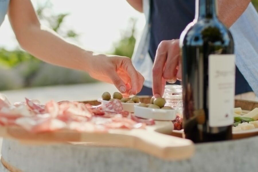 From Rome: Private Frascati Tour With Lunch & Wine Tasting