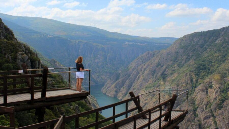 From Santiago: Ribeira Sacra Tour & Boat Trip - Good To Know