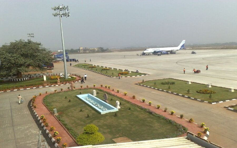 From Varanasi: Varanasi Airport Transfer - Inclusions