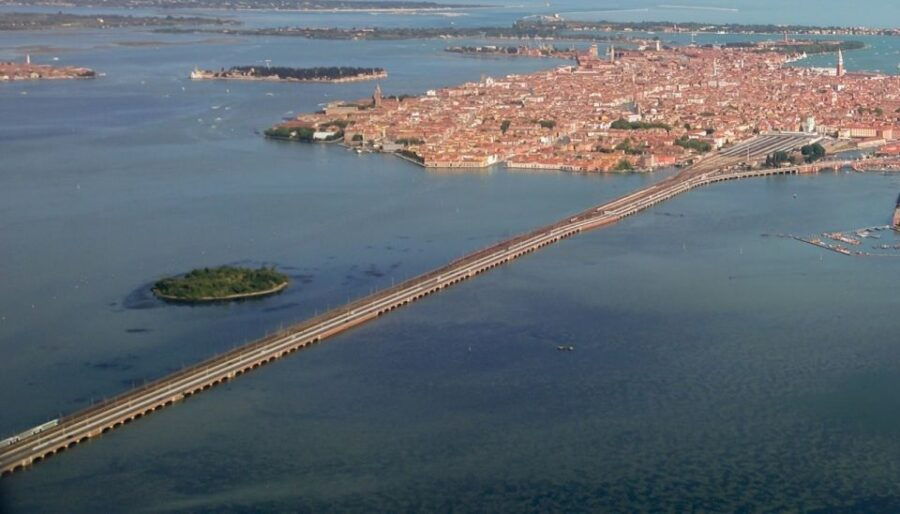 From Venice: Private Tour of Verona