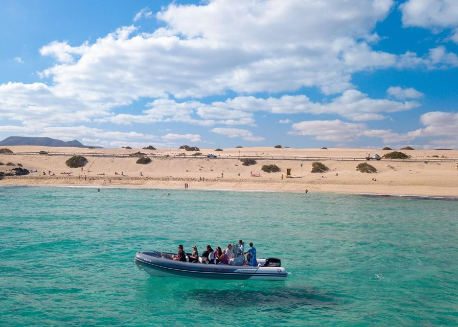 Fuerteventura: Lobos Island Round-Trip Speedboat Ticket