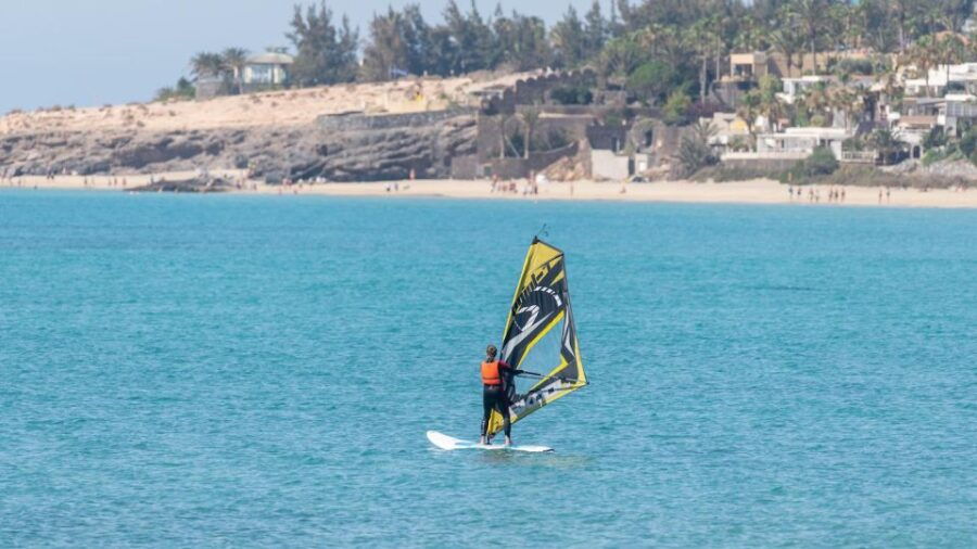 Fuerteventura: Windsurfing Taster in Costa Calma Bay!
