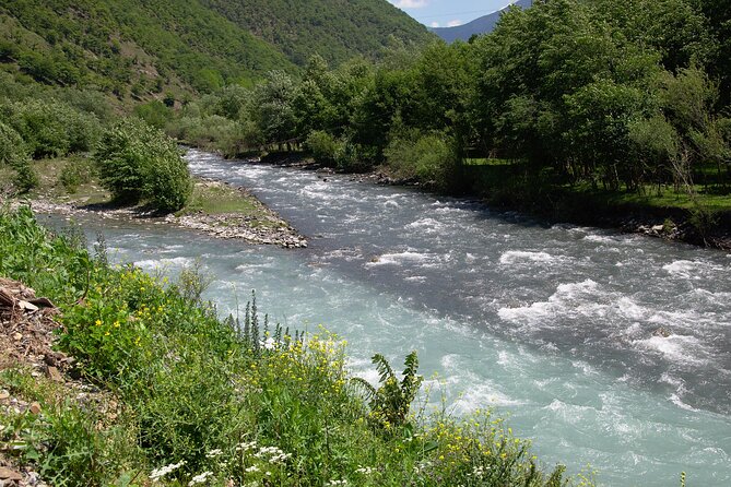Full-Day Guided Tour to Kazbegi - Group