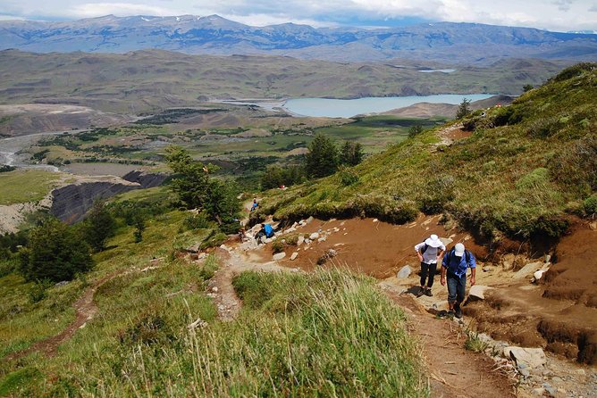 Full-Day Hiking Base Las Torres – Torres Del Paine National Park