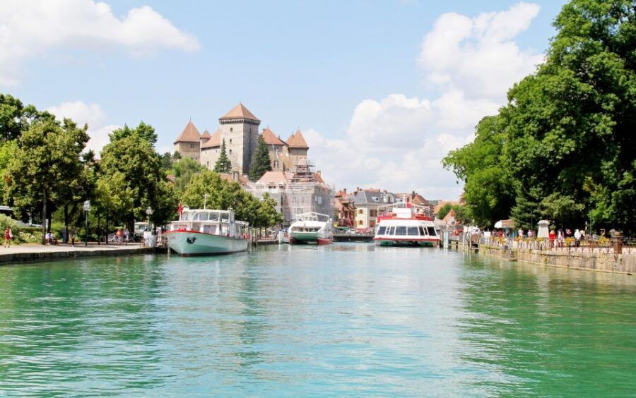 Full-Day Private Tour From Geneva to Annecy