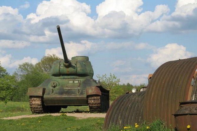 Full-Day Private Trip to Nuclear Missile Base and Secret Soviet Bunker
