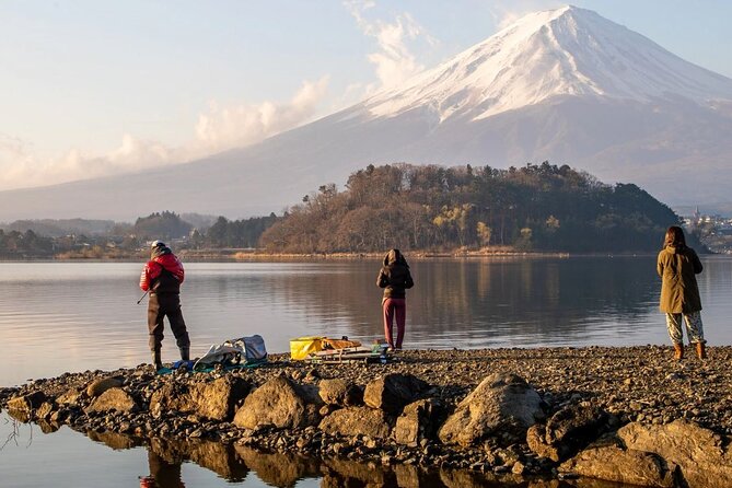 Full Day Tour in Mount Fuji and Oishi Park With Fruit Picking