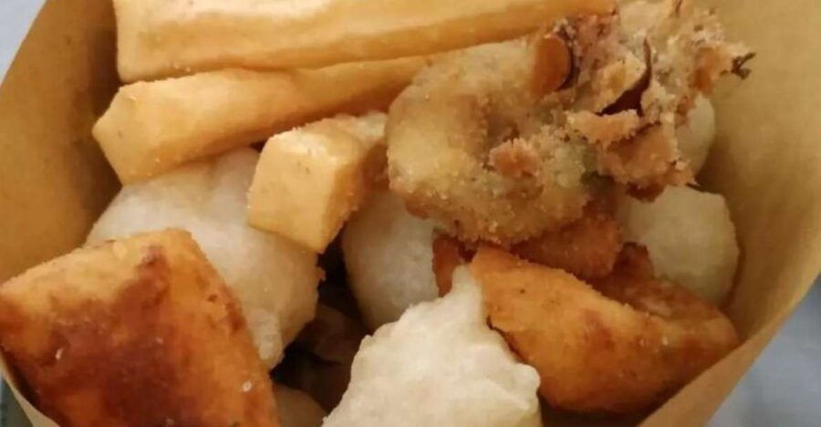 Genoa: Local Street Food Takeaway and Aquarium of Genoa - Activity Details