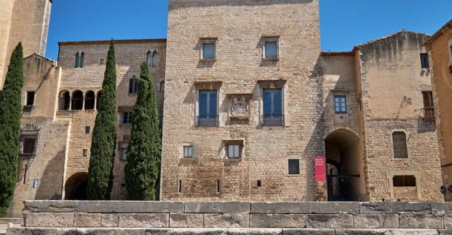 Girona Art Museum: Skip-the-Line Entry Ticket & Audio Guide - Good To Know