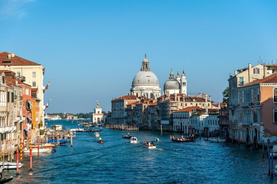 GONDOLA Tour With Four Seasons Concert by VENICE in GONDOLA - Itinerary