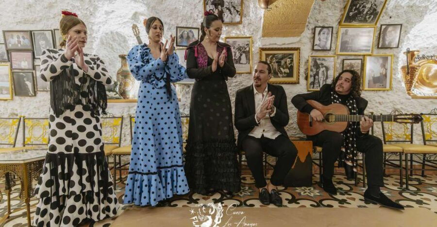 Granada: Los Amayas Cave Flamenco Show Ticket