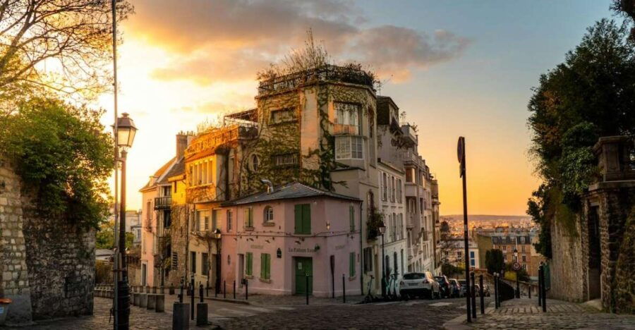 Guided Group Tour Through the Old Artist Village Montmartre - Good To Know