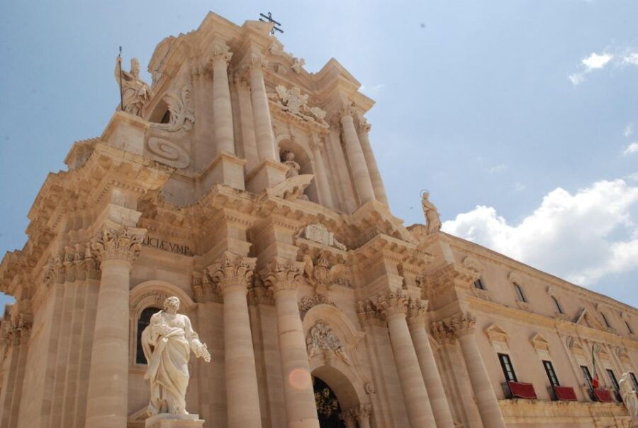 Guided Tour of the Neapolis Archaeological Park and Ortigia
