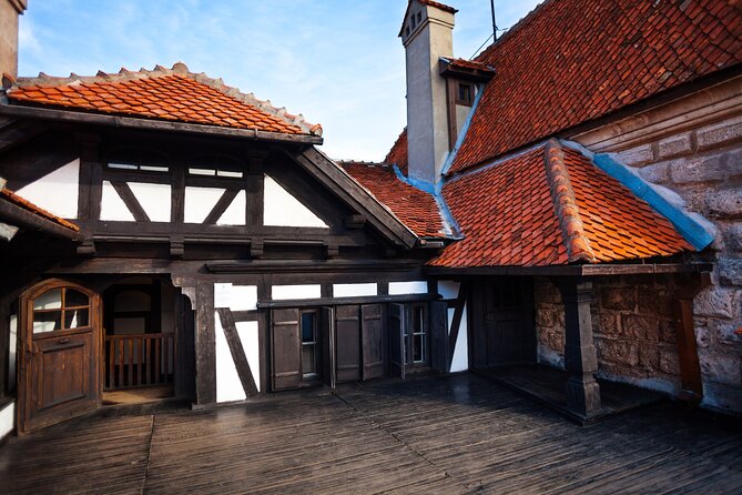 Guided Tour to Dracula Castle, Peles Castle and Brasov - Good To Know