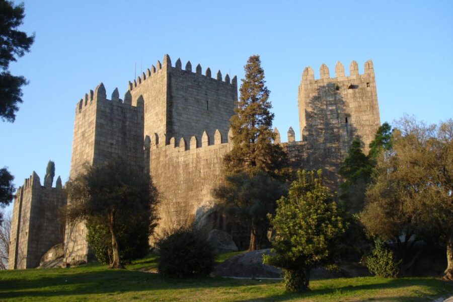 Guimarães: Half-Day Private Tour From Porto - Tour Highlights