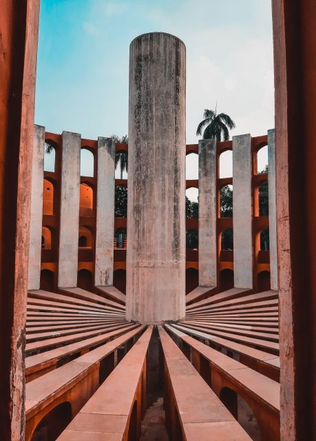 Half Day Delhi Walk Tour Jantar Mantar, Bangla Sahib & More