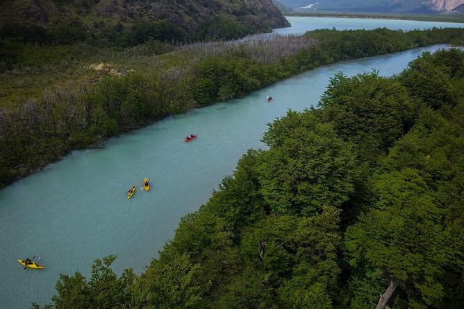 Half Day Kayak Rio De Las Vueltas (Laguna Cóndor Refuge).
