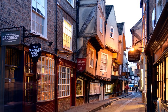Hello York! Private Walking Tour
