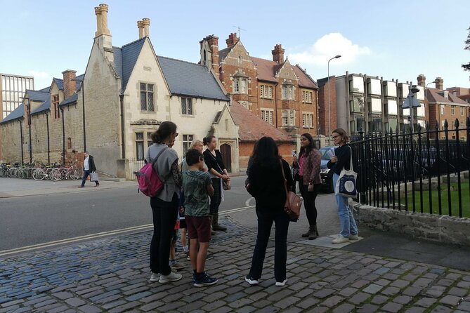 Hidden Histories – an Uncomfortable Oxford™ Walking Tour