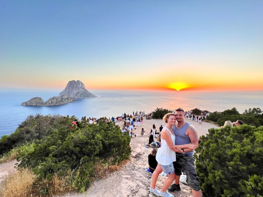 IBIZA: ES VEDRA SUNSET TOUR - Good To Know