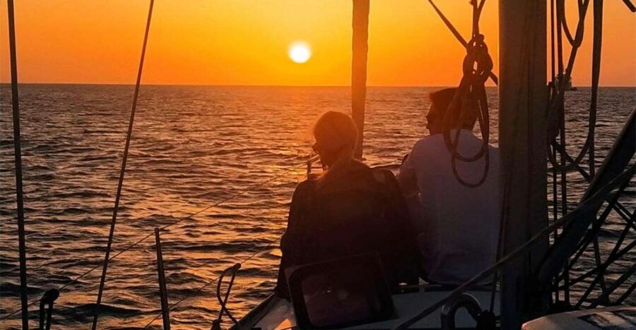 Ibiza: Sunset Boat Trip With Gourmet Appetizers & Champagne