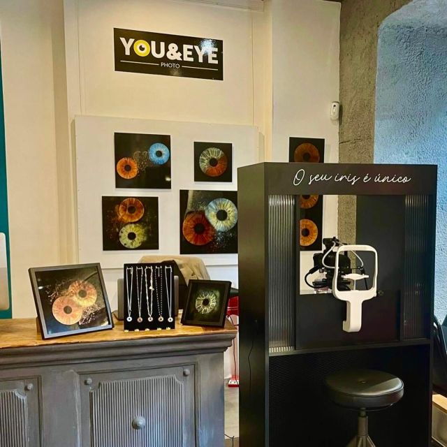 Iris Shooting-Impression Photo - Good To Know