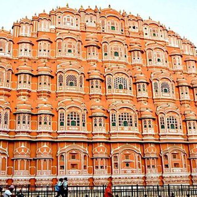 Jaipur Day Tour With Personal Tour Guide and Driver
