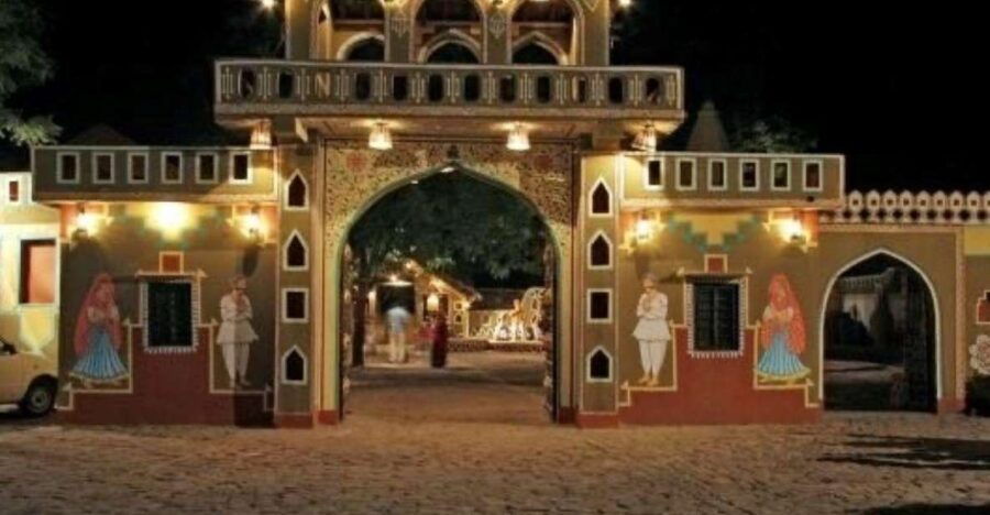 Jaipur Evening Tour Chokhi Dhani Village Culture With Dinner - Good To Know