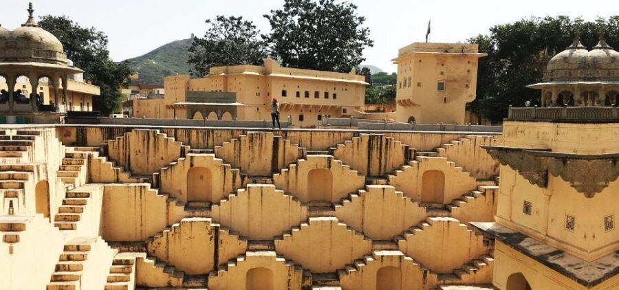 Jaipur: Full Day City Tour by Car With Guide
