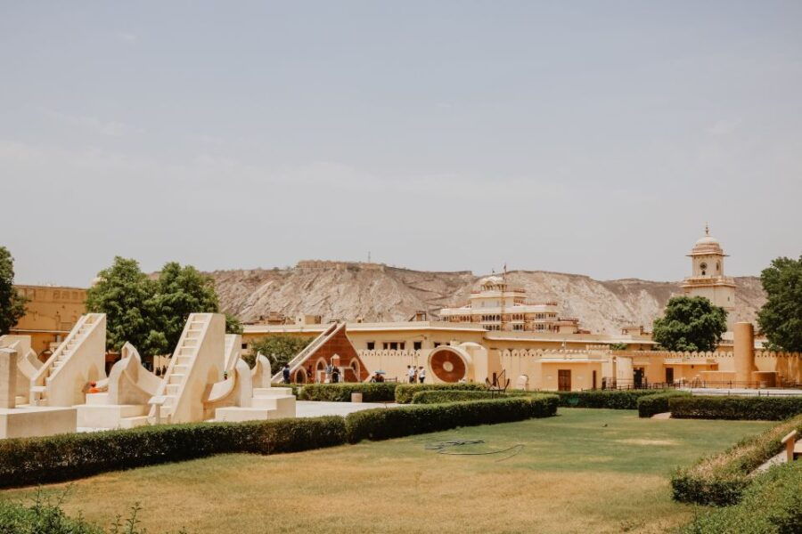 Jaipur: Private Full Day City Sightseeing Tour With Guide - Tour Highlights and Inclusions