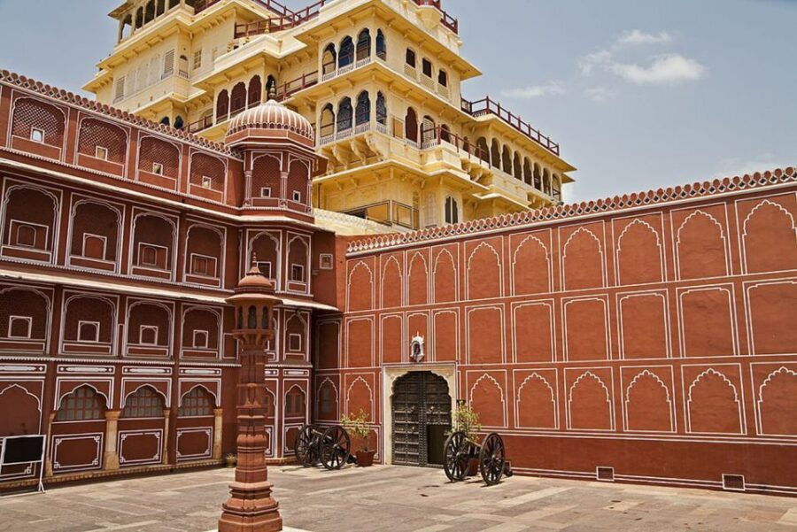Jaipur: Private Full-Day Guided City Sightseeing Tour - Unique Tour Features