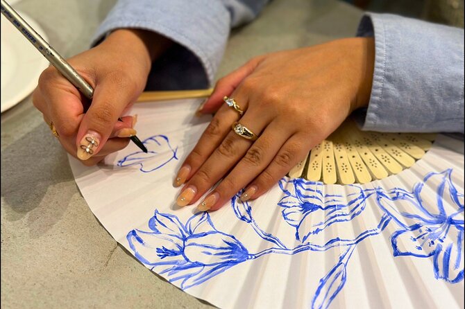 Japanese Fan Painting Workshop ~ in a Retired Tokyo Flower Shop - Good To Know