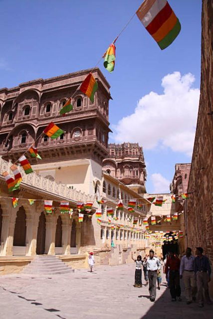 JoDhPuR BLuE City Tour
