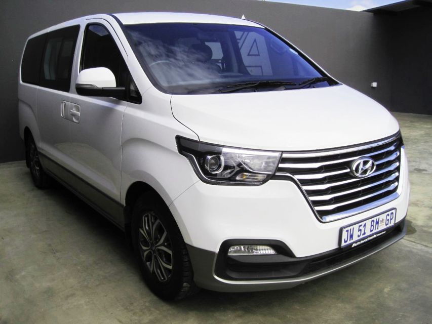 Johannesburg to Sandton: Airport Transfers (1-8 Pax: Van)