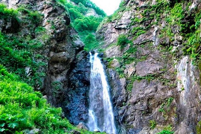 Kakheti: Sighnaghi + Bodbe Monastery + Gurgeniani Waterfall - Good To Know
