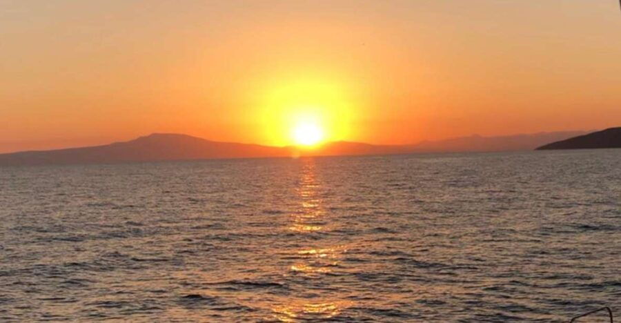 Kalamata: Sunset Cruise With Wine & Fruit Salads - Good To Know