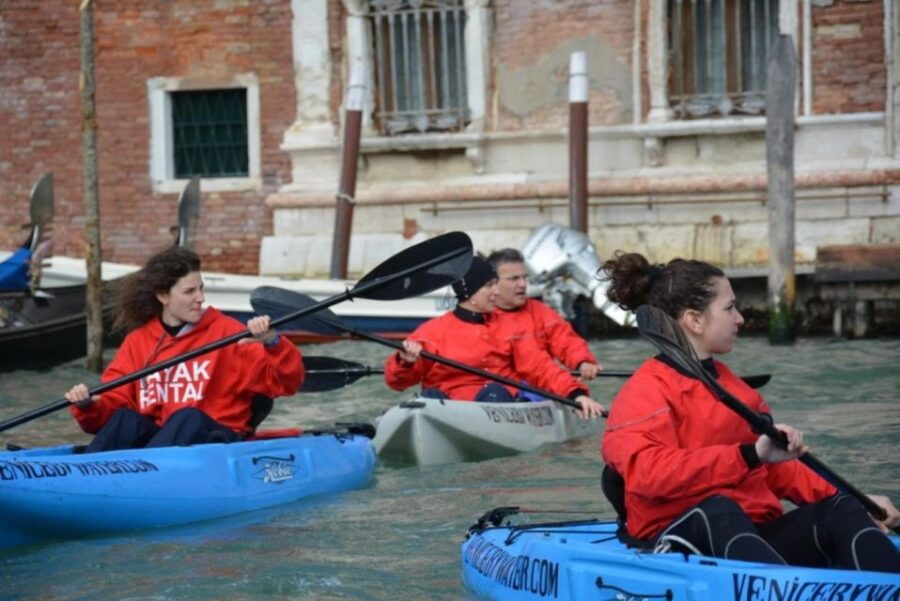 Kayak Tour of Venice: Paddle in the Canals From a Unique POV - Experience Description