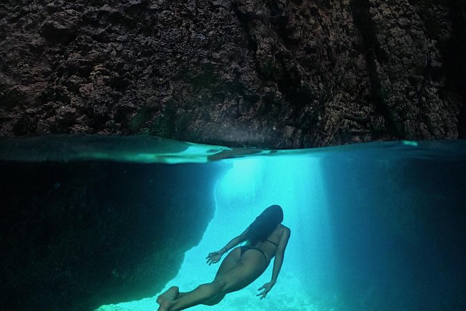 Kayak Tour With Cave Experience