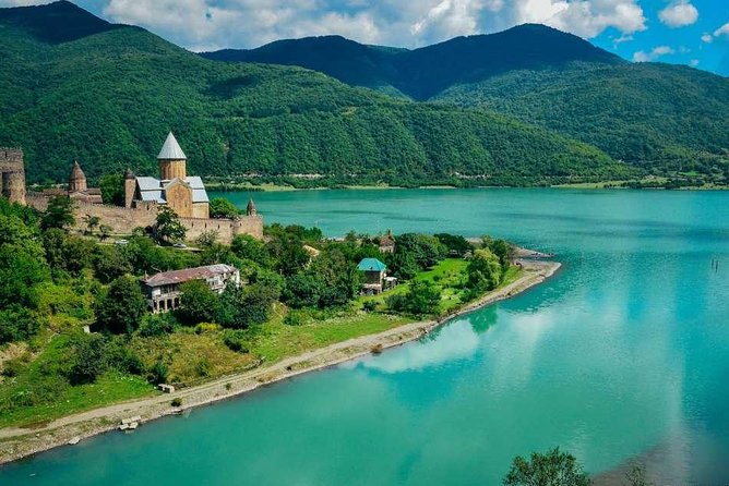 Kazbegi-Ananuri-Gergeti Private Tour - Good To Know
