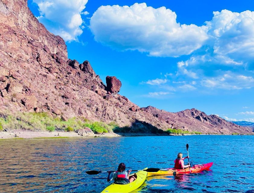 Kingman: Emerald Cave Guided Kayaking Tour