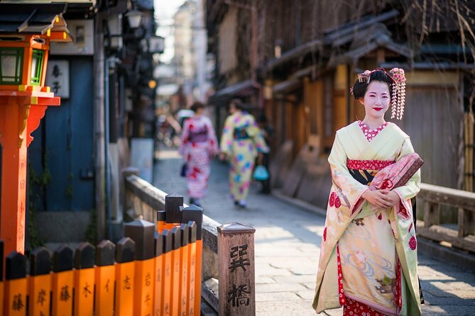 Kyoto Gion Tour Maiko or Geisha Dinner Included - Good To Know