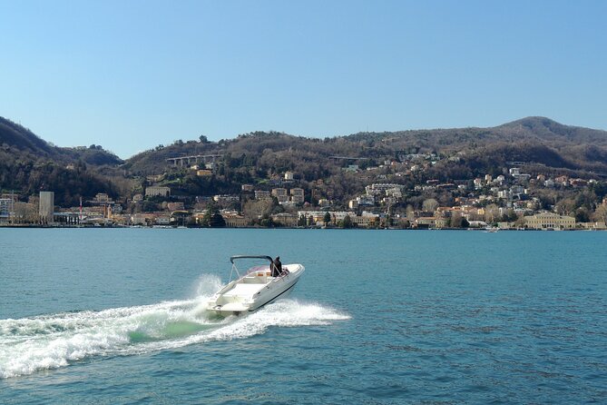 Lake Como: 1h Adventure on a Luxury Private Boat
