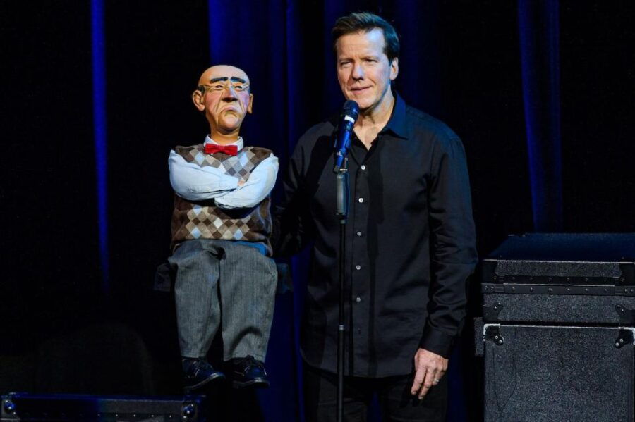 Las Vegas: Jeff Dunham - Still Not Canceled Show - Highlights