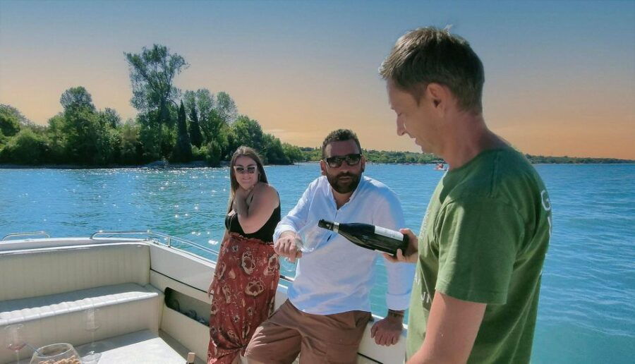 Lazise: Sunset Cruise With Wine Aperitif on Lake Garda