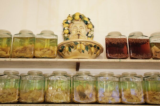 Learn How to Make Amalfi Limoncello