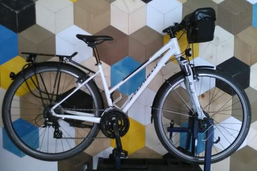 Lecce: Bike Rental (City, Trekking, E-Bikes)